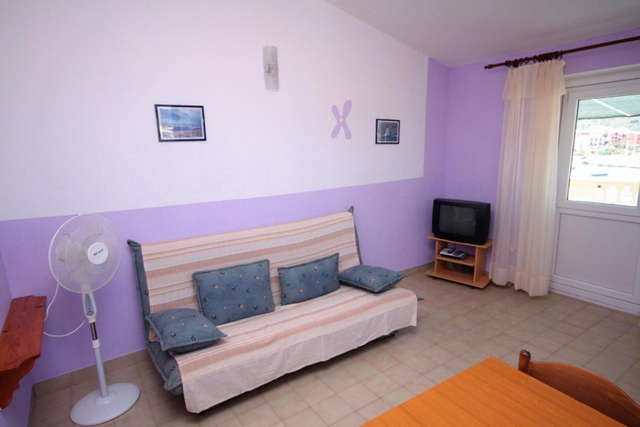 Apartments By The Sea Jezera, Murter - 5063 מראה חיצוני תמונה