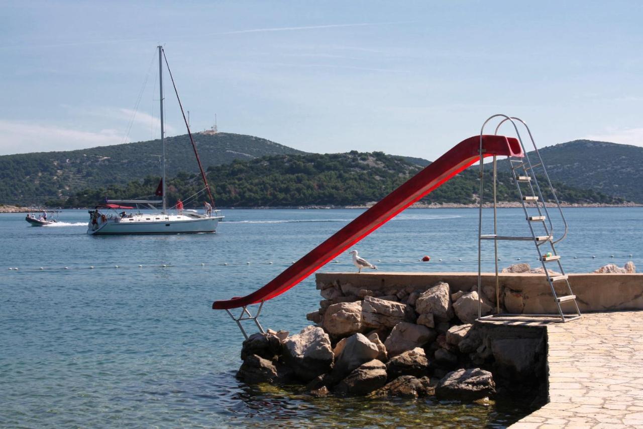 Apartments By The Sea Jezera, Murter - 5063 מראה חיצוני תמונה