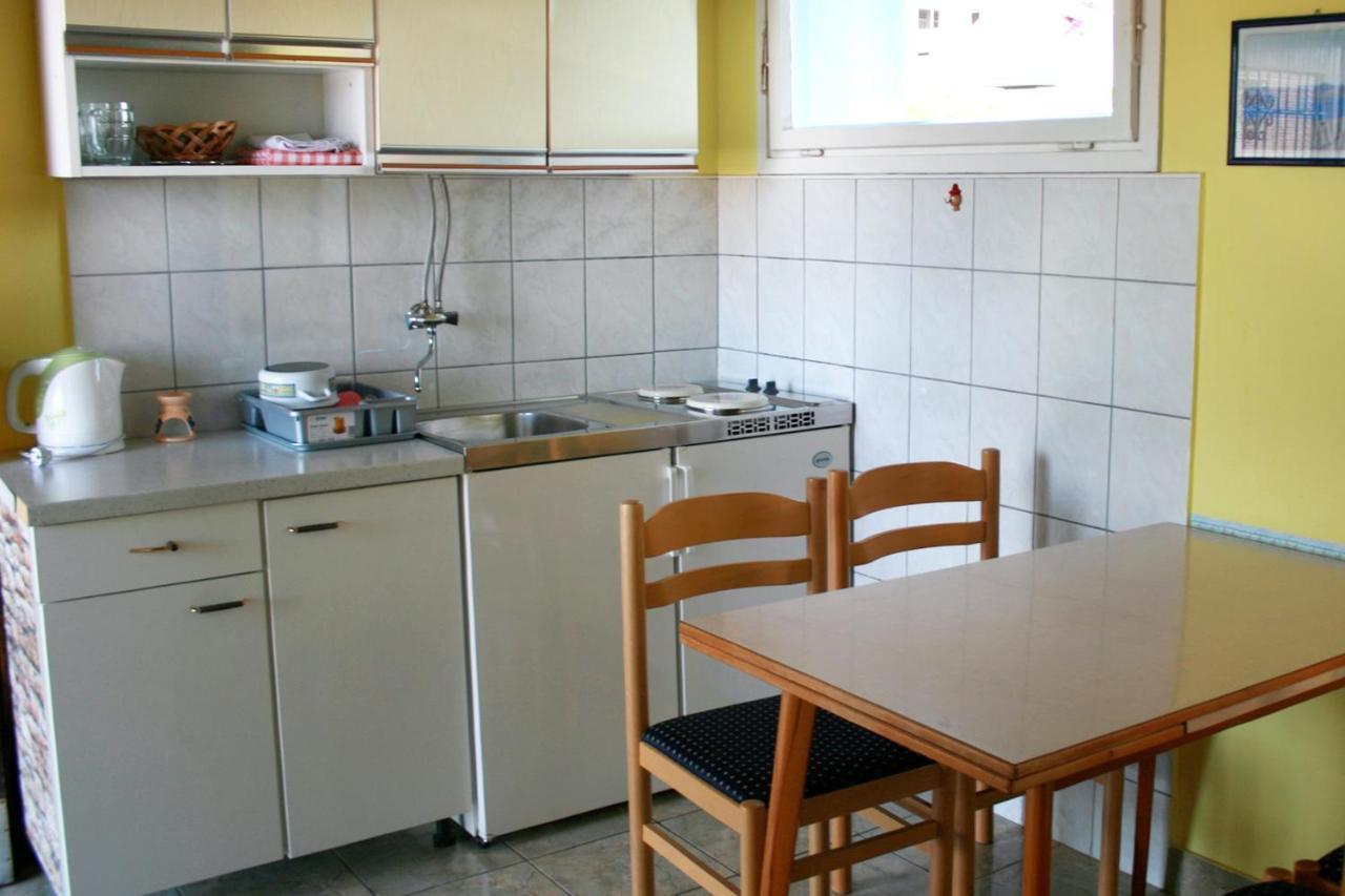 Apartments By The Sea Jezera, Murter - 5063 מראה חיצוני תמונה